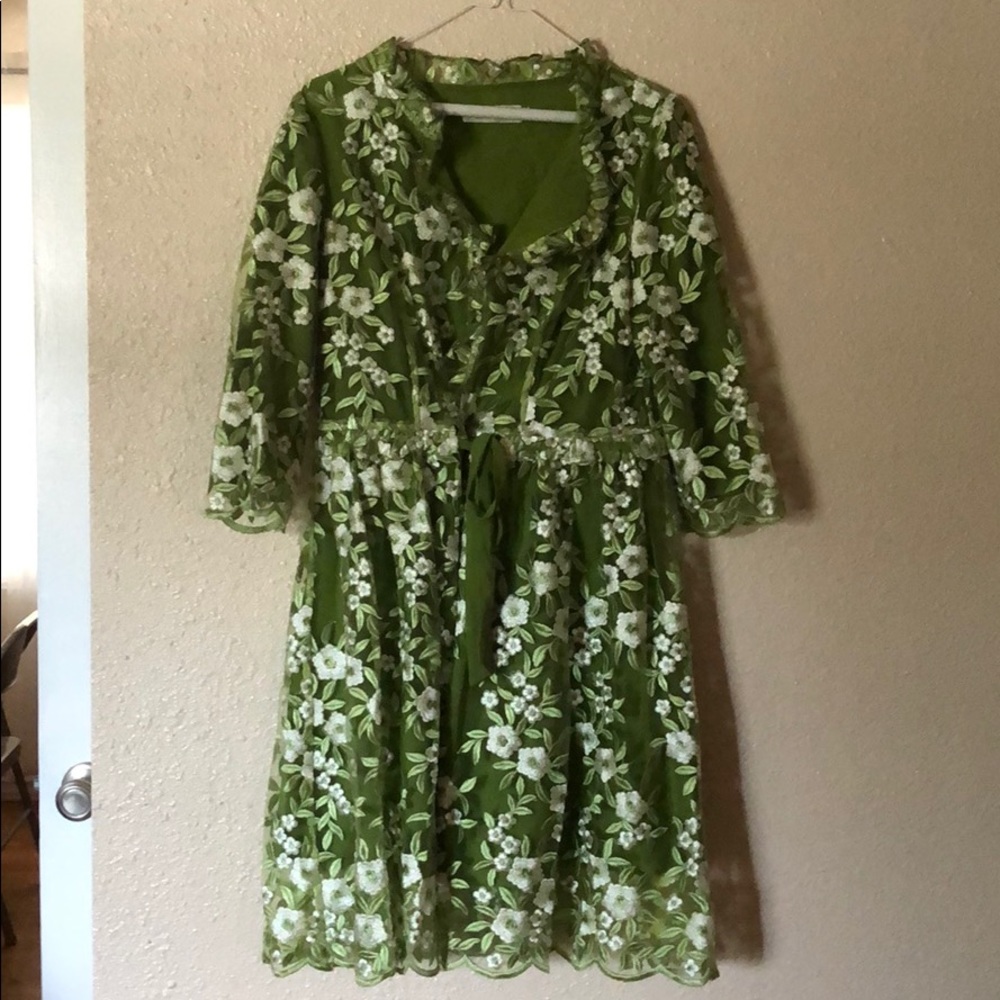 Lace green long jacket